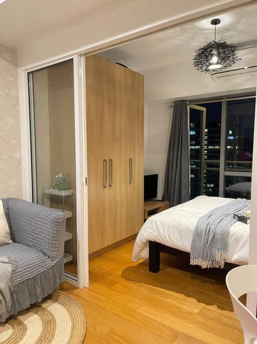 Ferienwohnung The Serene Escape Rockwell Makati City View 1Br Manila Exterior foto