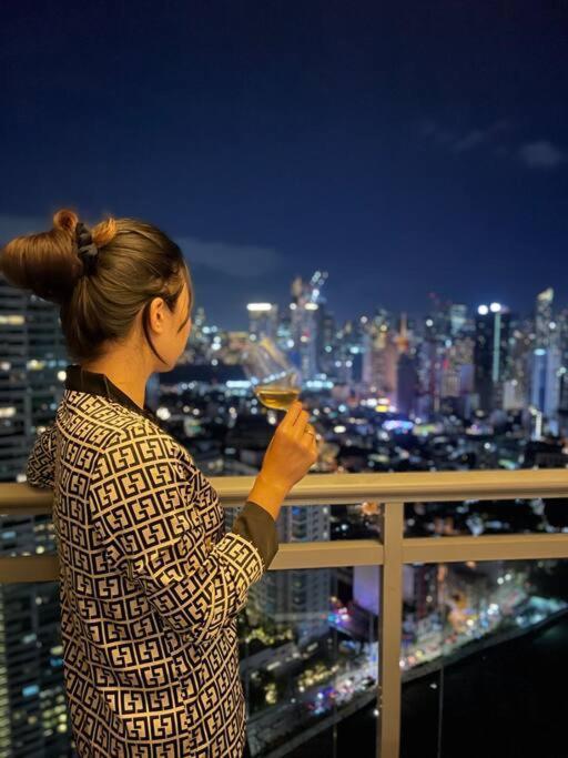 Ferienwohnung The Serene Escape Rockwell Makati City View 1Br Manila Exterior foto